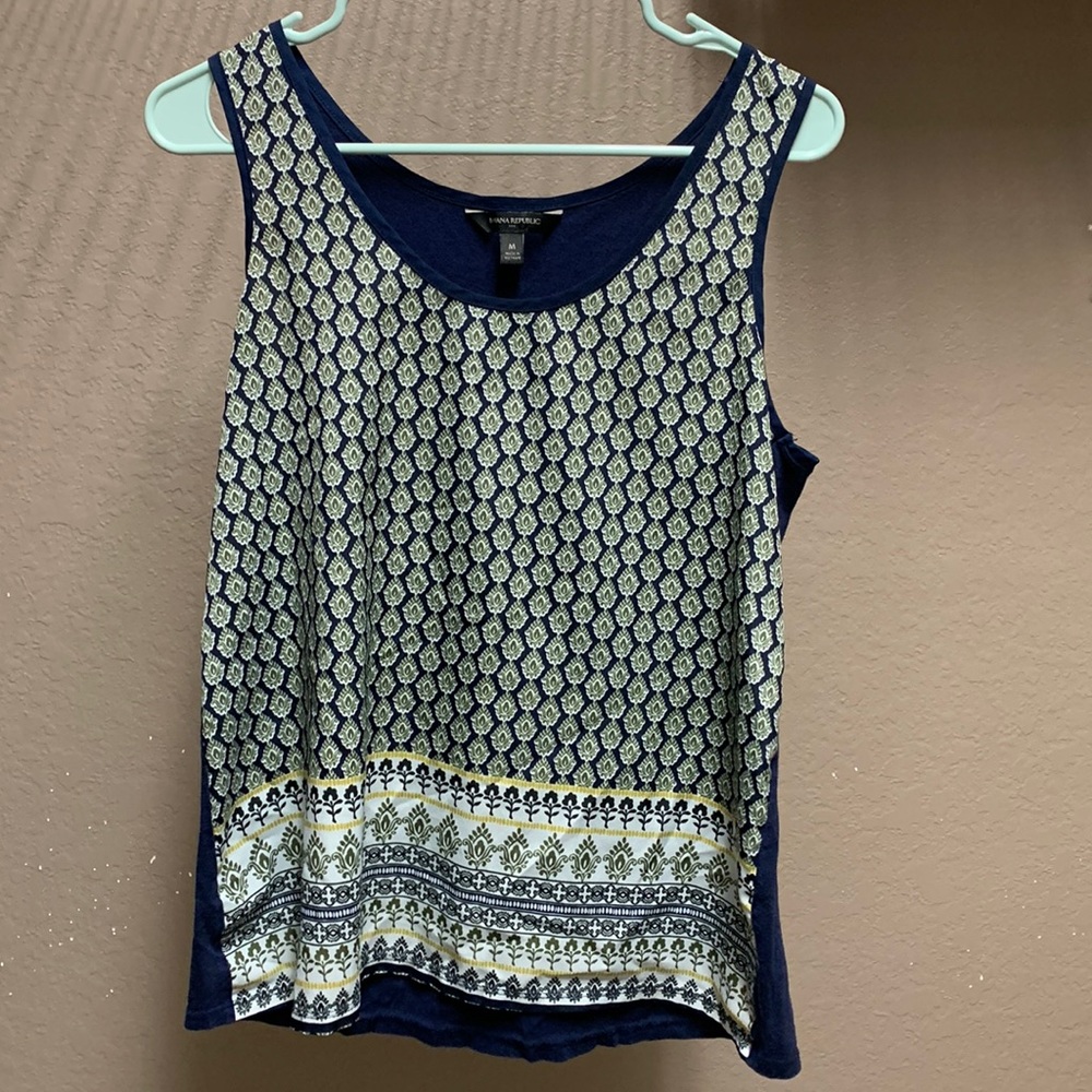 Banana Republic Sleeveless Top - size M